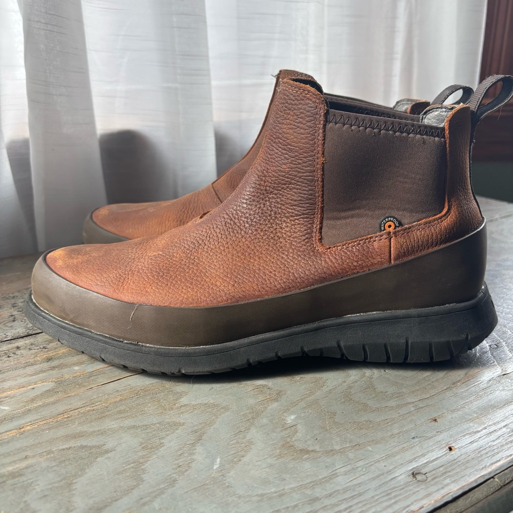 Bogs Freedom Chelsea waterproof boots | size 11